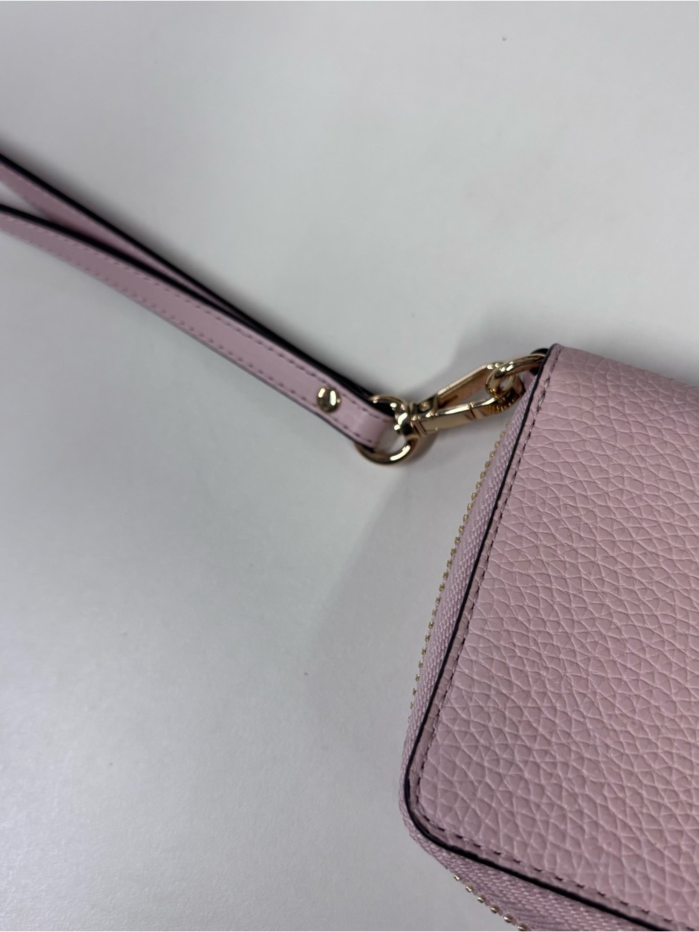Michael Kors Blush Pink Zip Wallet with Gold Hardware + wristlet - Picture 6 of 8